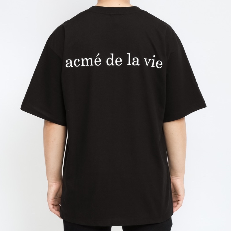 ADLV. Gift Black Tee