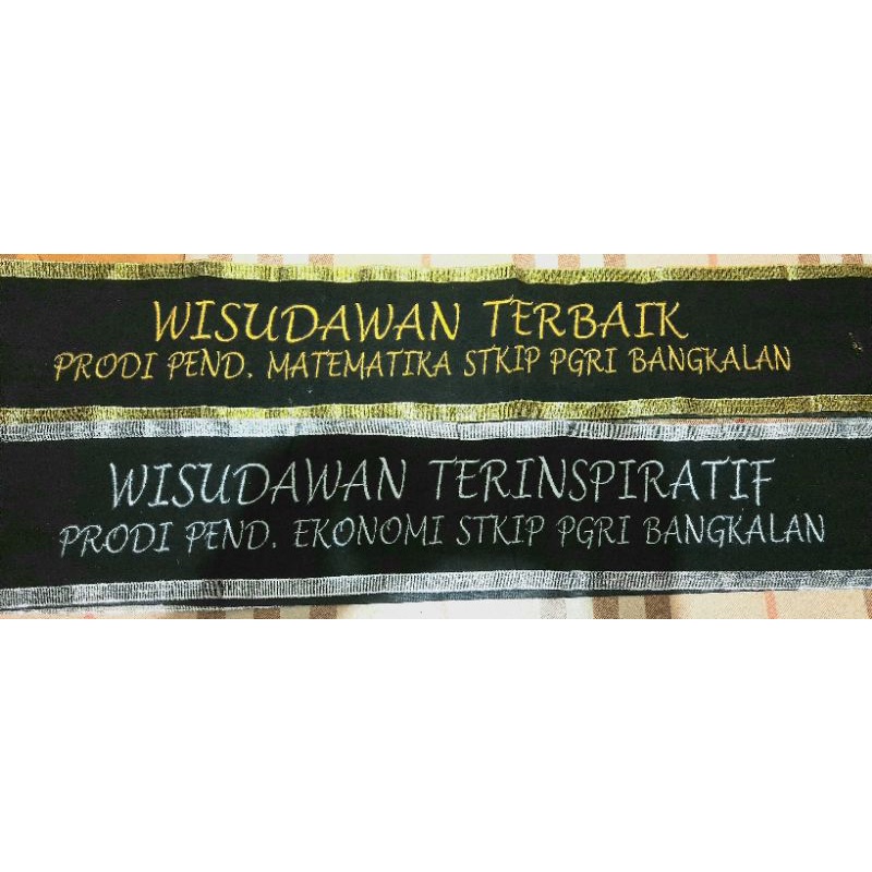 SELEMPANG WISUDA (SELENDANG WISUDA 2 BARIS) | Bordir Sehari Jadi