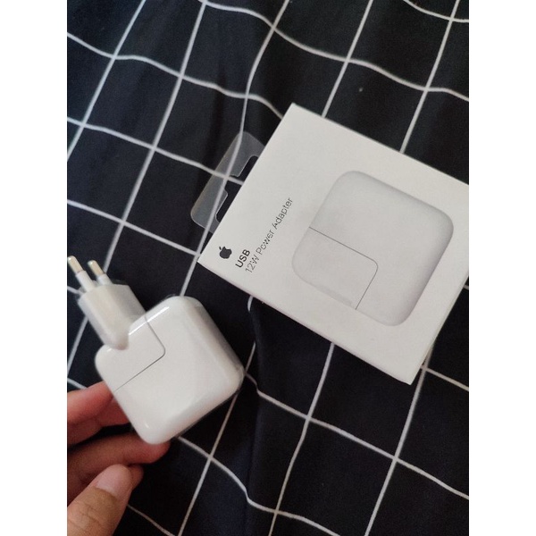 Apple 12W USB POWER ADAPTER