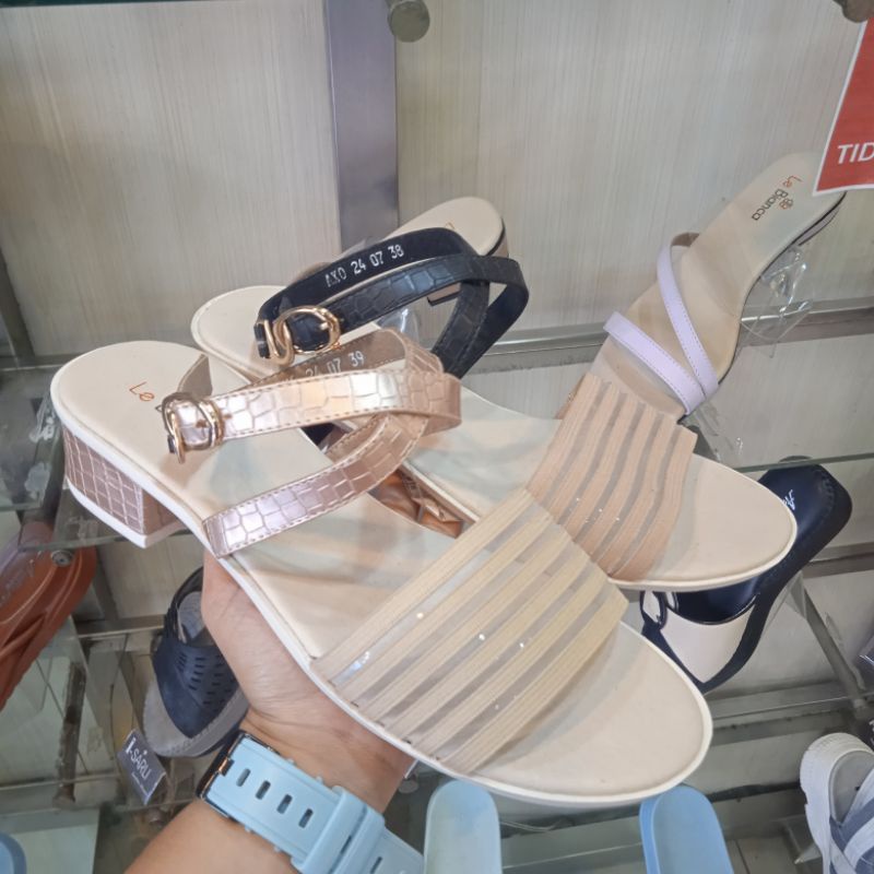 ISM - Sandal Wanita Simple Le Bianca/AXO.24-07