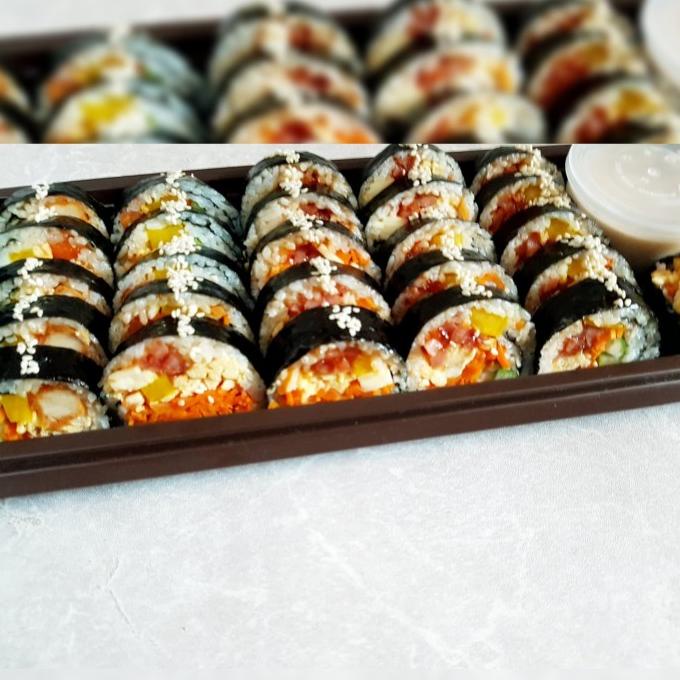 

Promo Kimbab Original 25+1pcs HALAL Kimbap dan saus dressing