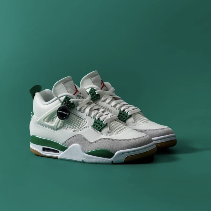 Air Jordan 4 SB Pine Green