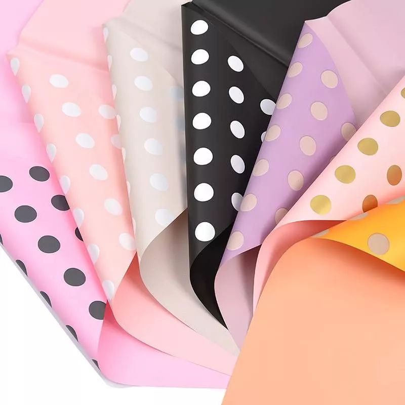 

5 Lembar Kertas Cellophane Polkadot Paper Wrapping Flower Kertas Buket Bunga Kertas Kado