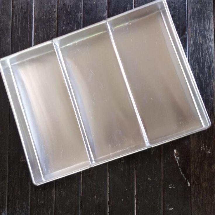 Baru Meriah loyang lapis Surabaya mini / loyang spiku / loyang lapis Surabaya /loyang sekat 3