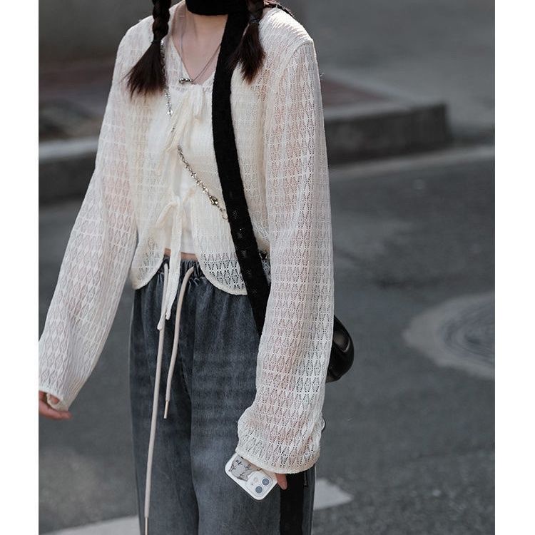 Red 2023 baru musim panas bagian tipis renda berongga dasi cardigan dengan es sutra pendek mesh perlindungan matahari kemeja lengan panjang