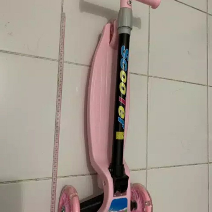 skuter mainan anak roda lampu - pink (H3R6) Sekuter Roda 3 Mini Dual Pedal Manual Genjot Skuter Lipa