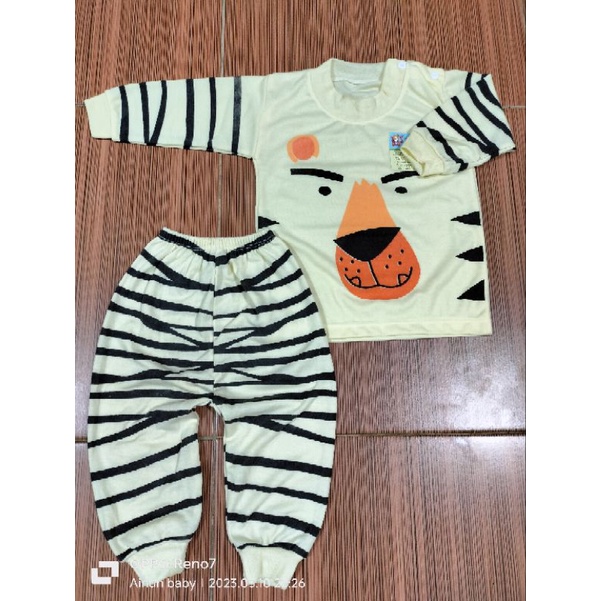 Setelan Baju Bayi Piyama Bayi Lengan Panjang Motif Jerapah Usia 0-12 Bulan
