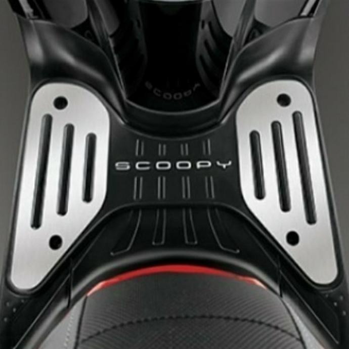 Bordes Scoopy 2021 Karpet pijakan kaki Scoopy 2021 Original AHM