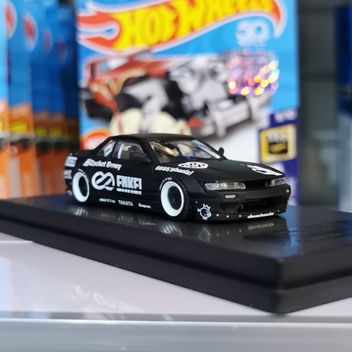 Hot Sale Inno Skala 64 Silvia S13 Rocket Bunny V2 (End Year Sale) Terlaris