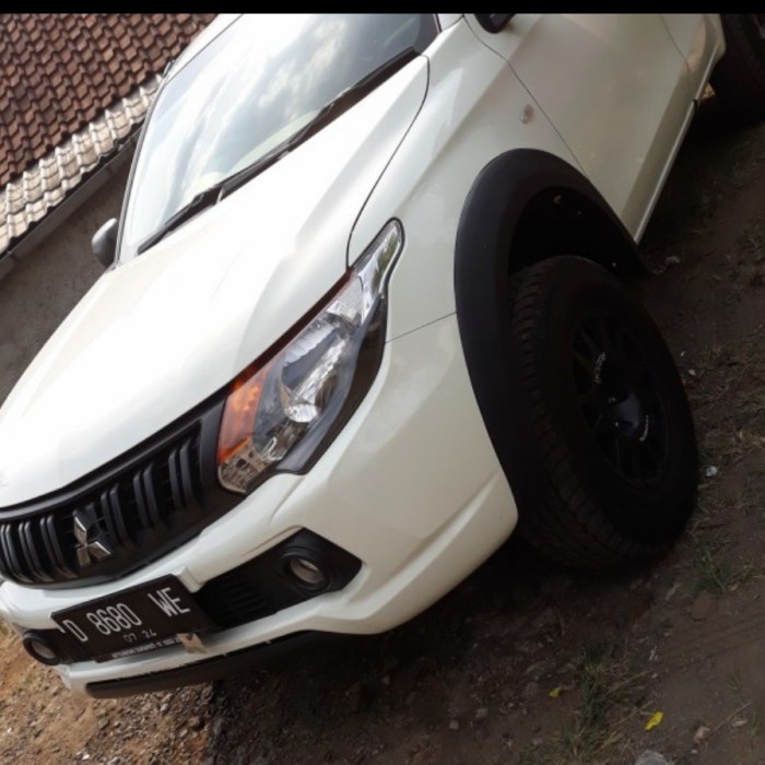 over fender Strada Triton 2016-2019 model ori