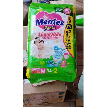 POPOK MERRIES M 34 + 2 POSPAK SEKALI PAKAI CELANA OMPOL ANTI BOCOR