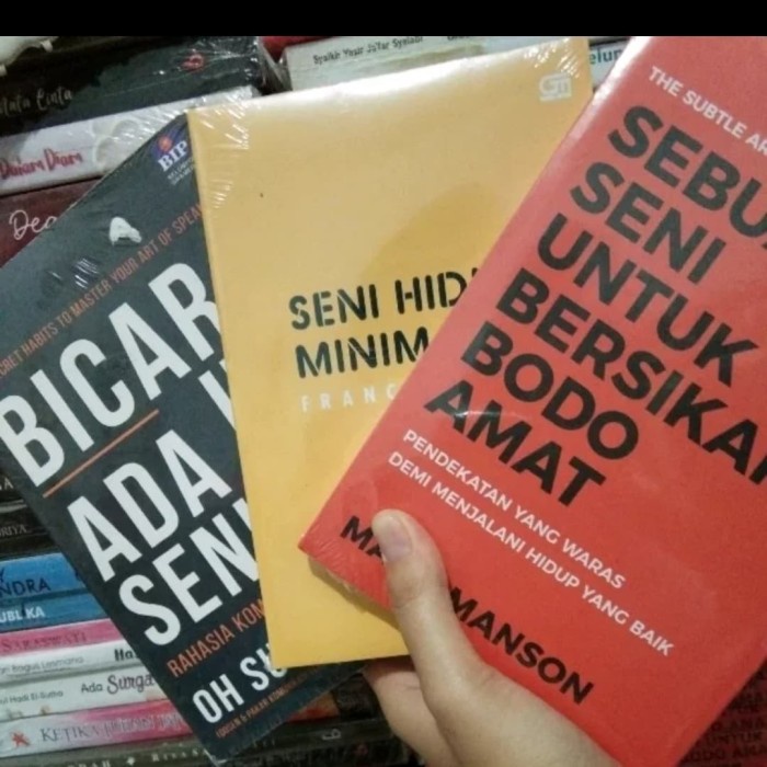 Terlaris Paket 3 Buku Sebuah Seni Hidup,Seni Bicara Dan Seni Bersikap Bodo Amat