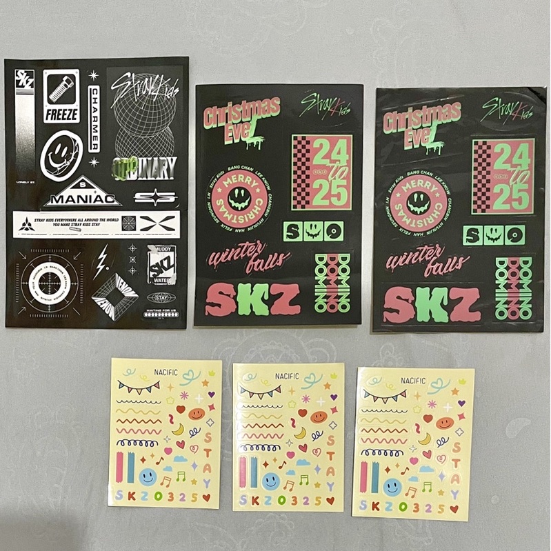 OFFICIAL STIKER STRAY KIDS — ODDINARY CHRISTMAS EVEL NACIFIC ALBUM FACE STICKER