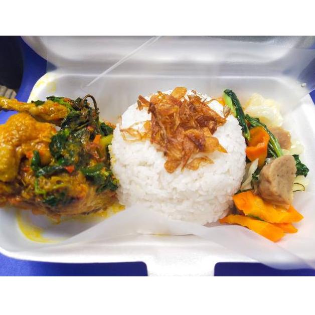 

Ready Stok Nasi paket hemat ayam halal, higienis dan murah