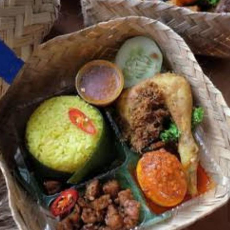 

12.12 MALL Nasi Besek Simple Murah Hemat Halal Enak