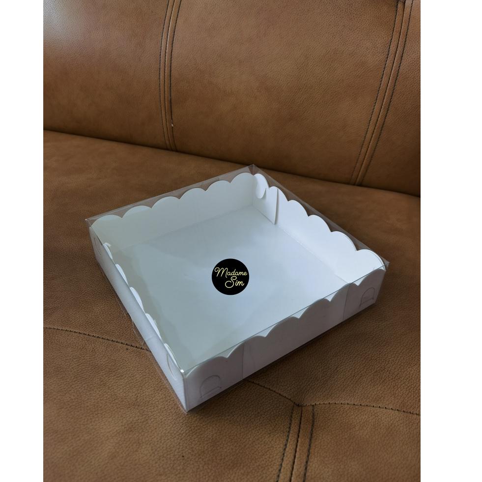 

[PROMOSI !!] BOX MIKA PUTIH - DUS KUE - KOTAK - KARDUS 20x20x4.5 (ISI : 10 PCS) [KODE 893]