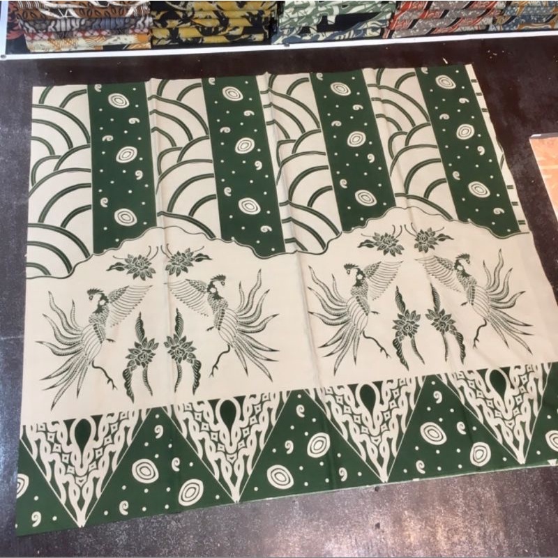 Kain Batik Solo katun premium prima motif merak kembar