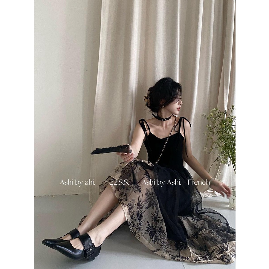 dress floral korea Gaun Wanita Tali Bunga Hitam Angin Hepburn Gaun Panjang Rasa Pengendali Pinggang