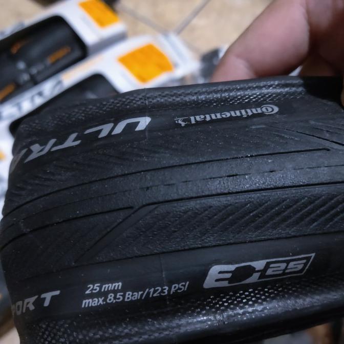 ban luar continental ultra sport 3 700 x 25