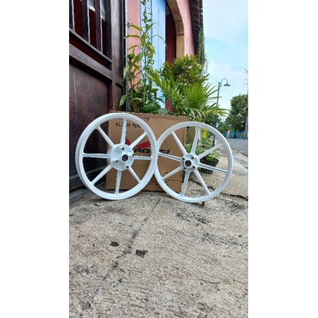 Velg Vrossi palang 8 buat Mx new,Mx king,vixion new ukuran 1.40/1.60-17