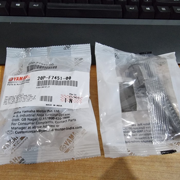 INJAKAN FOOTSTEP R15 V2 DEPAN ORIGINAL KANAN KIRI