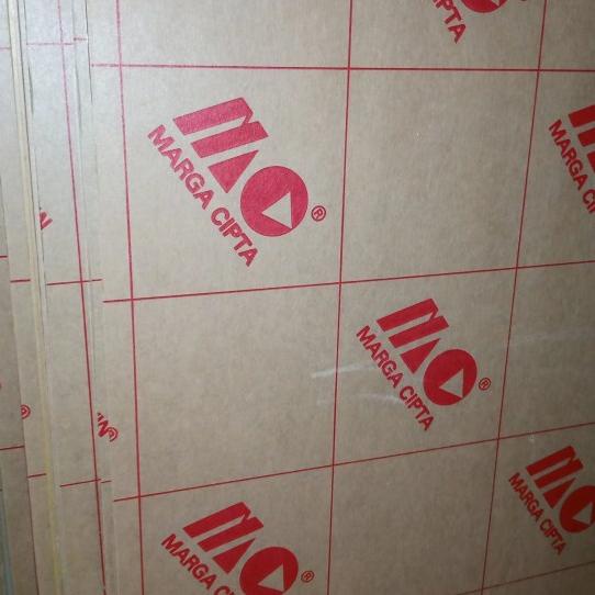 

Acrylic Akrilik Bening / Clear Tebal 5Mm 5 Li Ukuran 30X30 Cm
