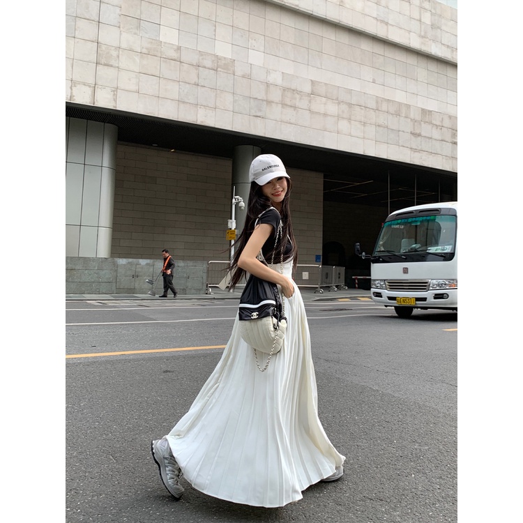 ☂☼┇gaun musim panas pantai putih tali selempang gaun musim panas wanita pinggang pelangsing rok lipit desain temperamen rok tali selempang chic rok panjang