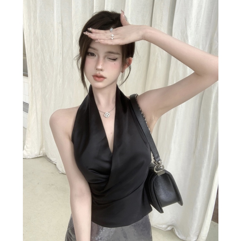 ✇✤✲cropped top glossy satin drape tanpa lengan halterneck top musim panas rompi suspender untuk wanita untuk memakai desain tipis dan ceruk pendek #COD