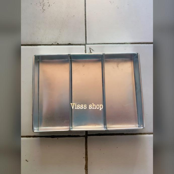 Trend Produk Loyang Sekat 3 Ukuran 30X22X4 Bahan Aluminium