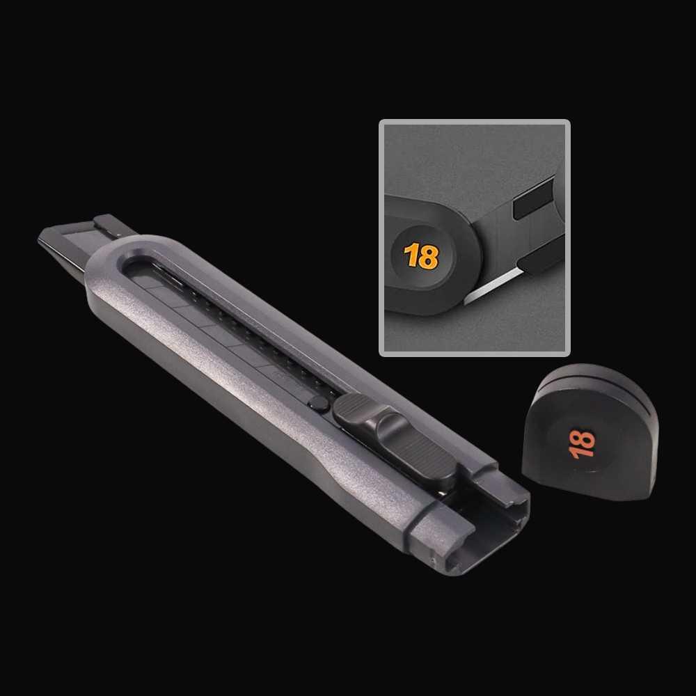

Deli Pisau Cutter Wide Blade SK2 18 mm - HT4018