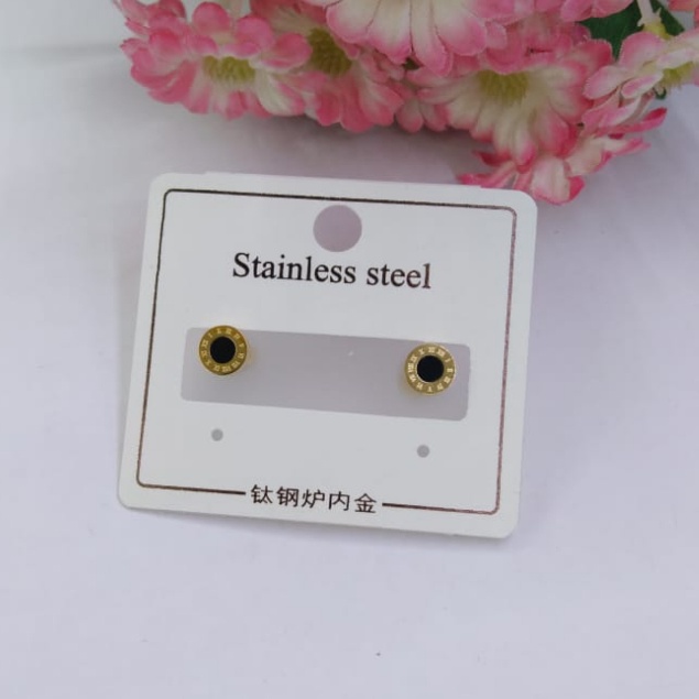 Anting tusuk tindik titanium / anting stud giwang titanium anti karat model batu permata hitam impor