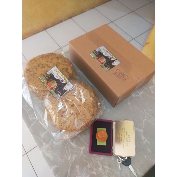 

Emping jengkol khas padang, kerupuk jengkol, KARUPUAK JARIANG. 1kg.