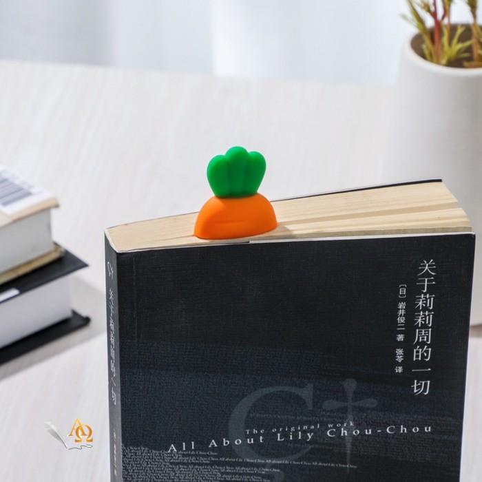 

Batas Pembatas Buku Unik / Bookmark Motif Wortel Imut