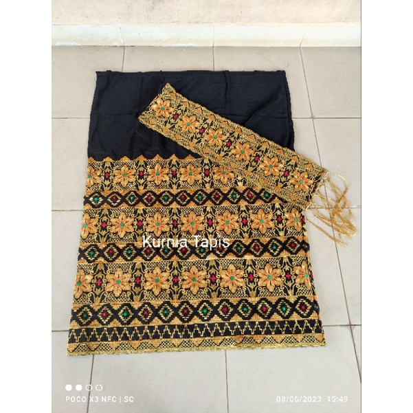 kain tapis Lampung bordir motif melati
