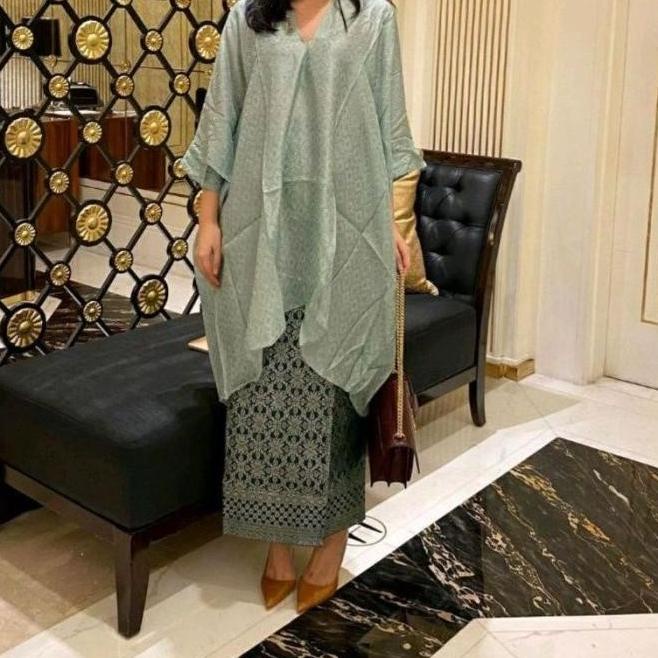 BLOUSE KAFTAN TUNIK ARUNA VISCOSE SEMI SUTRA (hanya atasan)