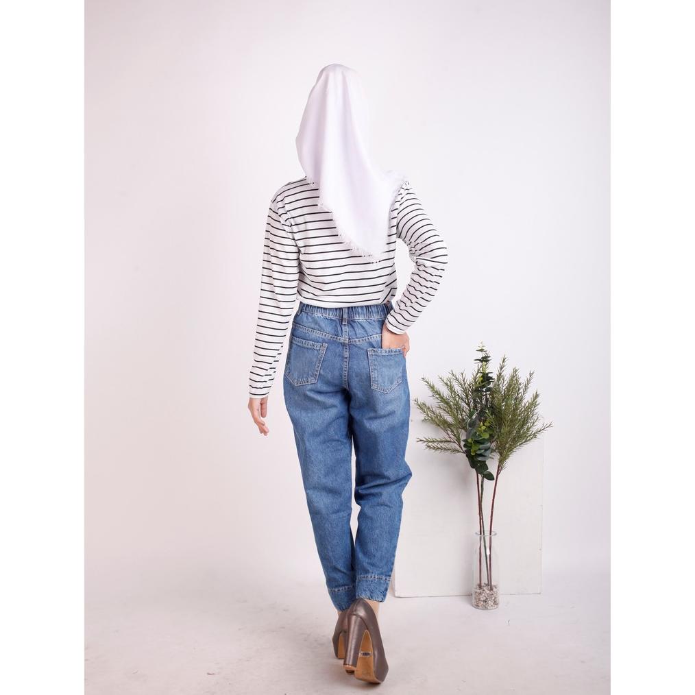 EBR197 UPGRADE Boyfriend Jeans Slimming *