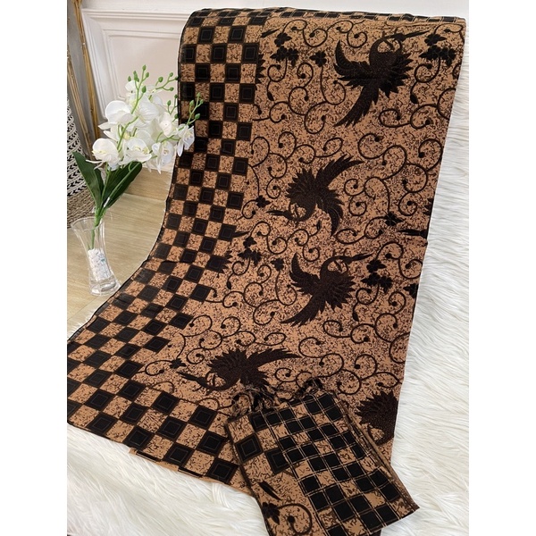 batik klasik include slendang