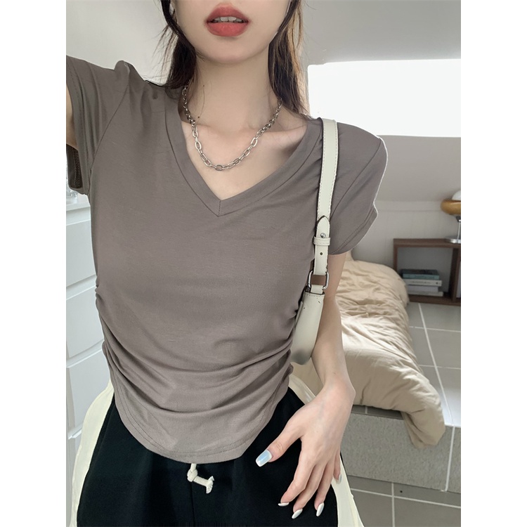 Red Keinginan Murni Gaya V-Leher Bahu Depan Lengan Pendek T-shirt Wanita Musim Panas Gadis Tidak Teratur Rasa Desain Niche Pullover Slim Top