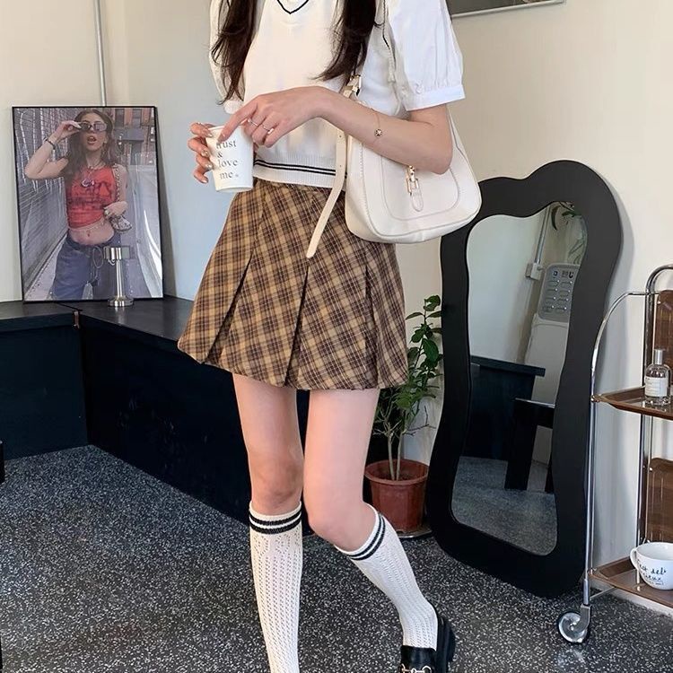 Red Penyambungan dua potong palsu 2023 musim semi dan musim panas baru Hong Kong rasa top pendek kemeja dua potong kerah polo palsu rajutan sweater untuk wanita