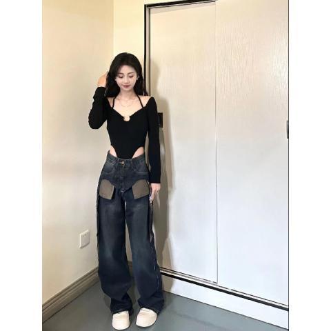 Red Keinginan murni hot girl style U-shape strap black slim body jumpsuit 2023 gaya musim semi dan musim gugur Atasan desain gaya Hong Kong