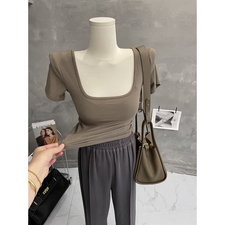 Red Ju seksi All-Match Kerah Persegi Lengan Pendek T-shirt Wanita Ketat Pendek Hitam Top Warna Solid Tipis Kemeja Musim Semi dan Musim Panas