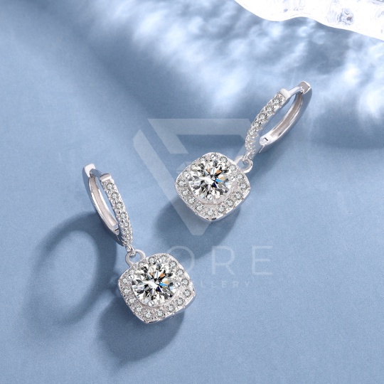 Lore Jewellery  - Anting Moissanite Lapis Emas 18k - Square Shaped Moissanite Earrings 1 Carat*2 [GRA Certificated and After Sales Warranty]