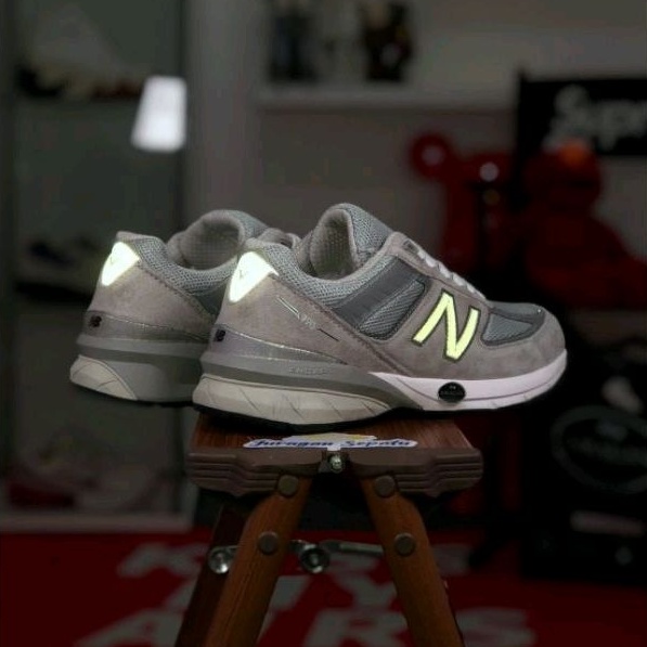 New Balance 990v5 &quot;Grey&quot;