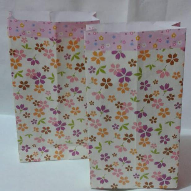 

Sale 7.7 Paper Bag Paperbag Goodybag Goody Bag (per 10pc) Tas Kertas Souvenir 22*11*4