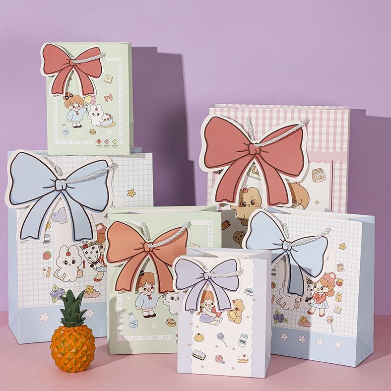 

Promo PAPERBAG NATAL / PAPERBAG MOTIF LUCU / PAPER BAG KADO / PAPER BAG ULANG TAHUN / PAPER BAG MINI / PAPERBAG JUMBO