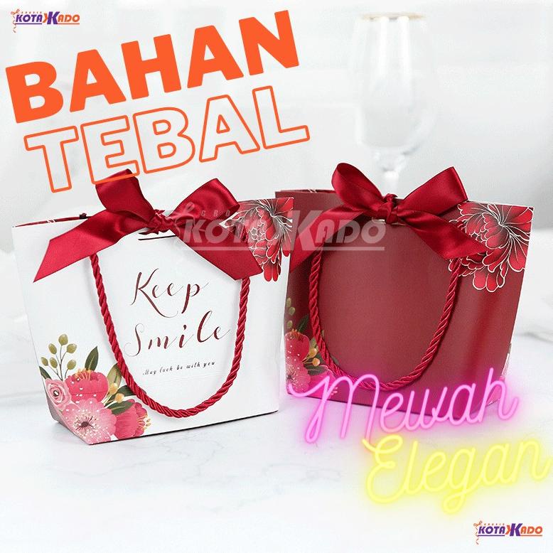

Promo Papper Bag Kado Tas Ultah Kertas Paper Godie Goody Goodie Bag Ulang Tahun Motif Kecil Besar PB10
