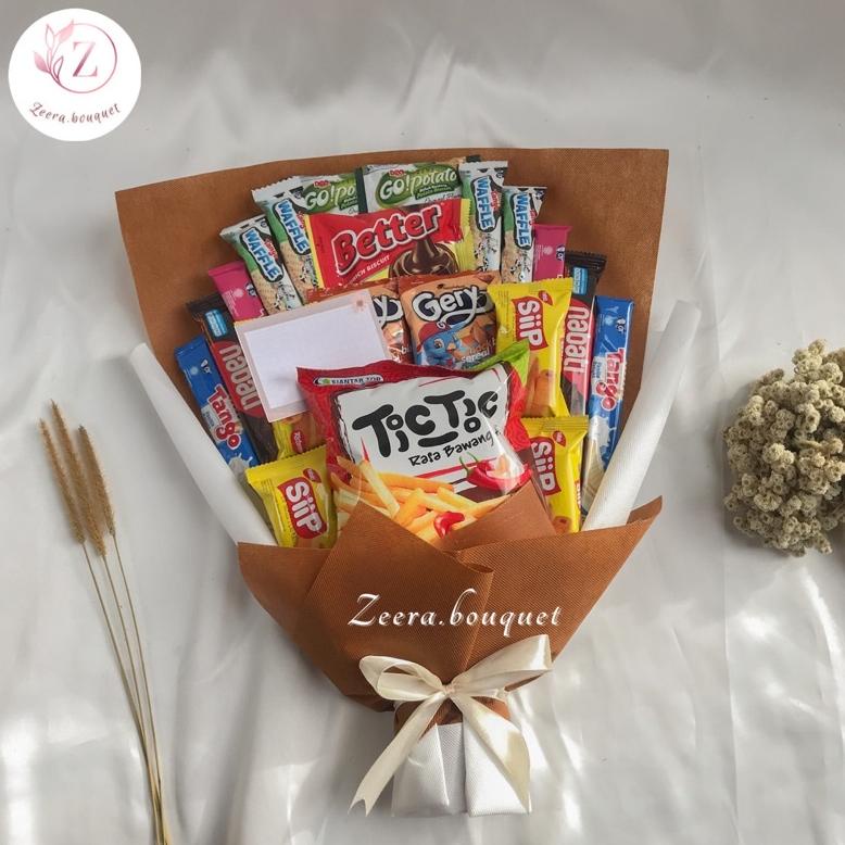 

7.7 (B8) Buket snack/bouquet snack/bucket snack [INCLUDE: Greeting card+packing]