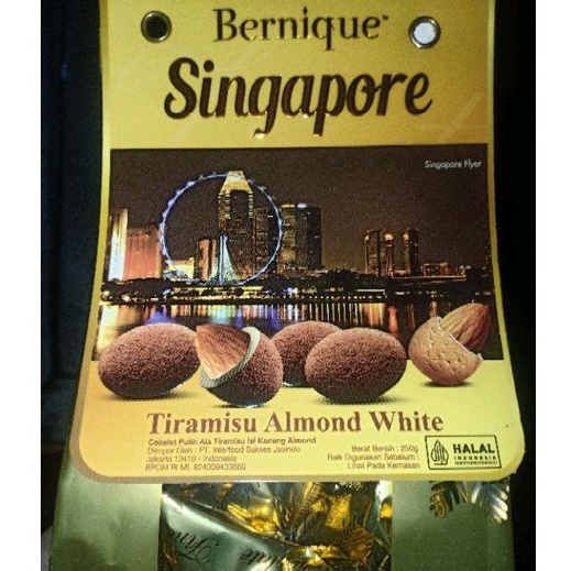 

Bernique Singapore Chocolate-Tiramisu Almond White