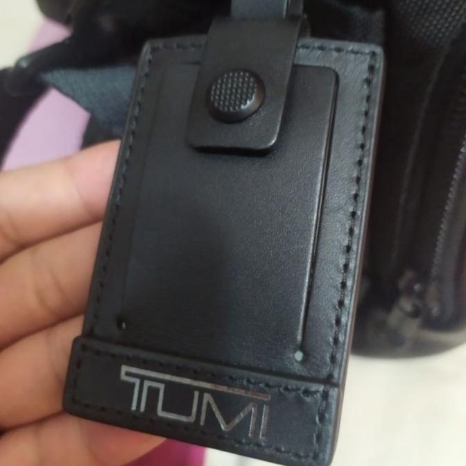 

NAME TAG T U M I