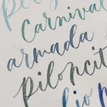 

Terlaris Vinta Fountain Pen & Drawing Ink 30Ml (2)